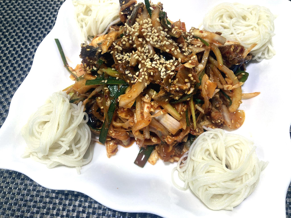  골뱅이 무침, 무 넣어도 맛있네 ! 간단하게 맛있게 만드는 법