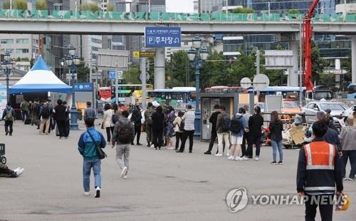  200명 육박한 대구 유흥주점 집단 감염은 '영국발 변이'