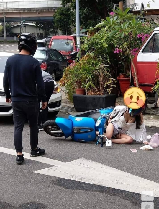  ㅇㅎ) 안타까운 오토바이 사고.jpg
