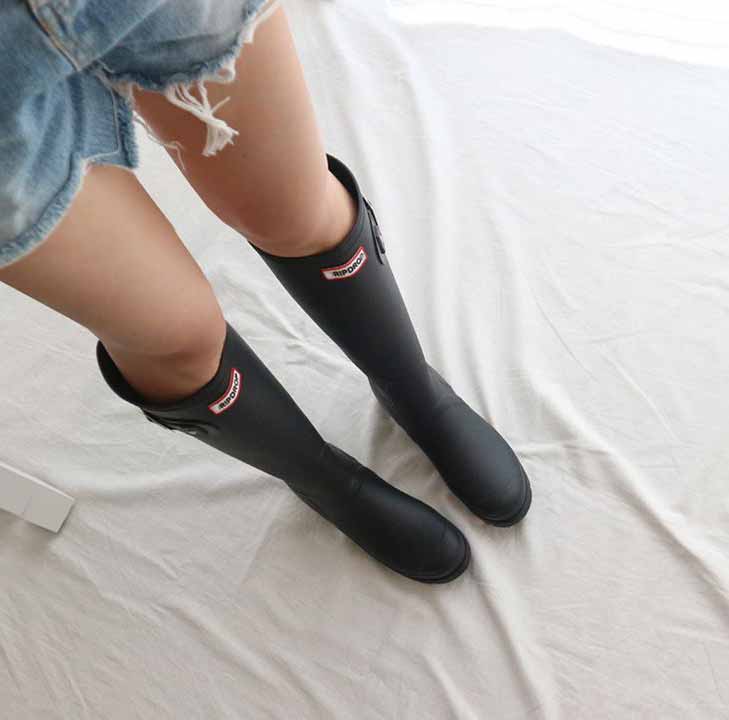  사이드벨트장식 레터링 3cm 롱장화 레인부츠