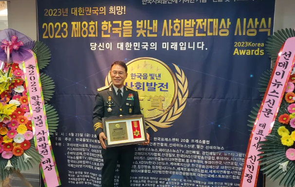 황인권 대장 지휘관 및 제2사령관 경력