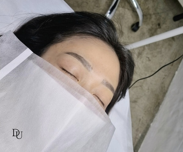  광주눈썹문신 많이 알아보고 간 곳이라 대만족함!
