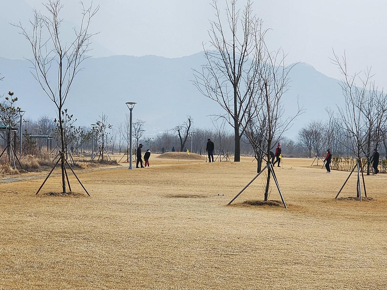 구미 도개파크골프장. 경상북도 구미시 도개면 궁기리 829-1