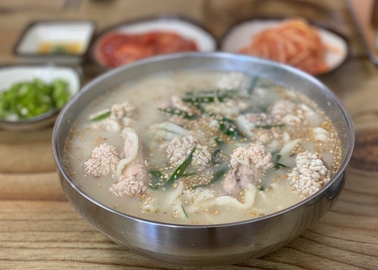 시골장칼국수 이미지
