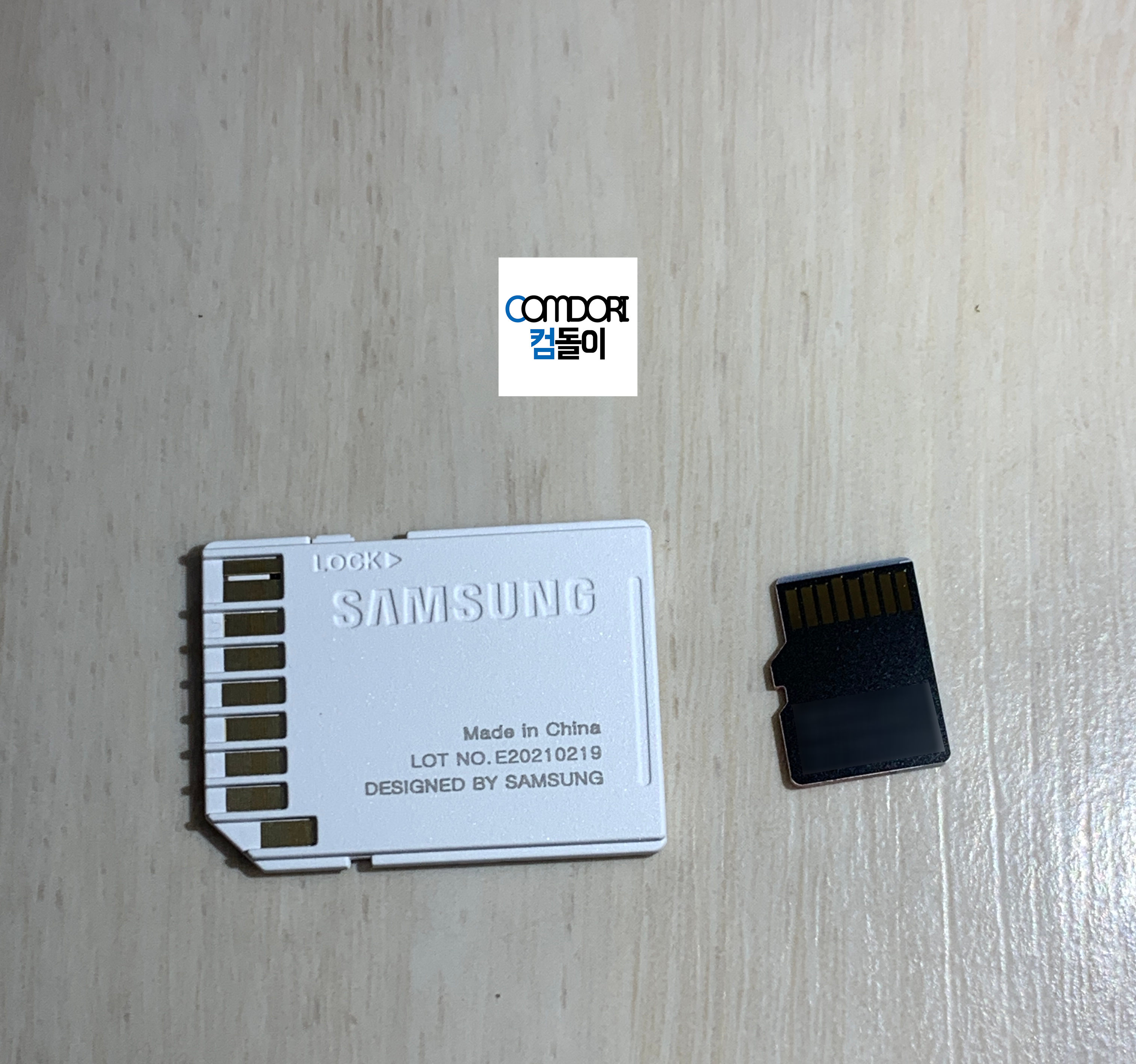 microSD CARD