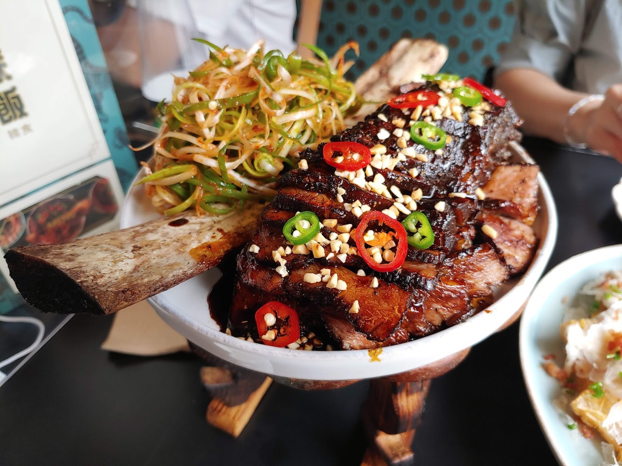  [압구정] 웨이팅 필수! 퓨전한식 맛집 <호족반>