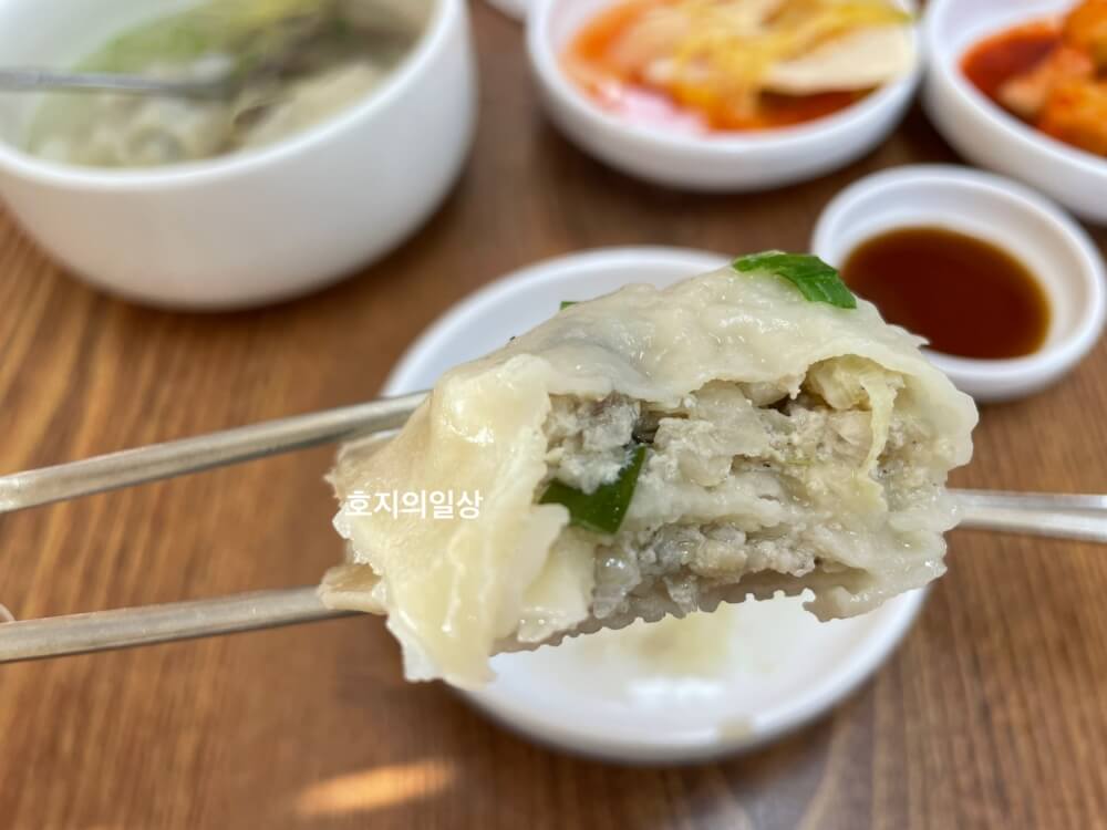 수원 인계동 평양냉면 맛집 평장원 본점 - 고기만두소