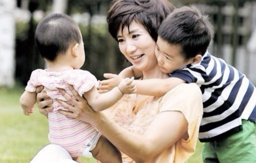황정민 가족