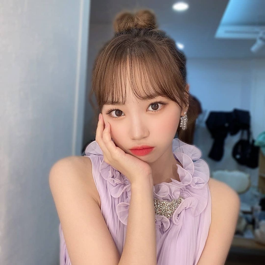  아이즈원 김채원 2021년 첫모습으로 잔망넘치는 모습 선보여