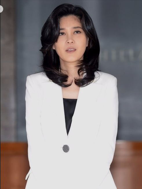  호텔신라 대표이사 사장 이부진 프로필 남편 이혼 유전병 샤르코 마리 투스