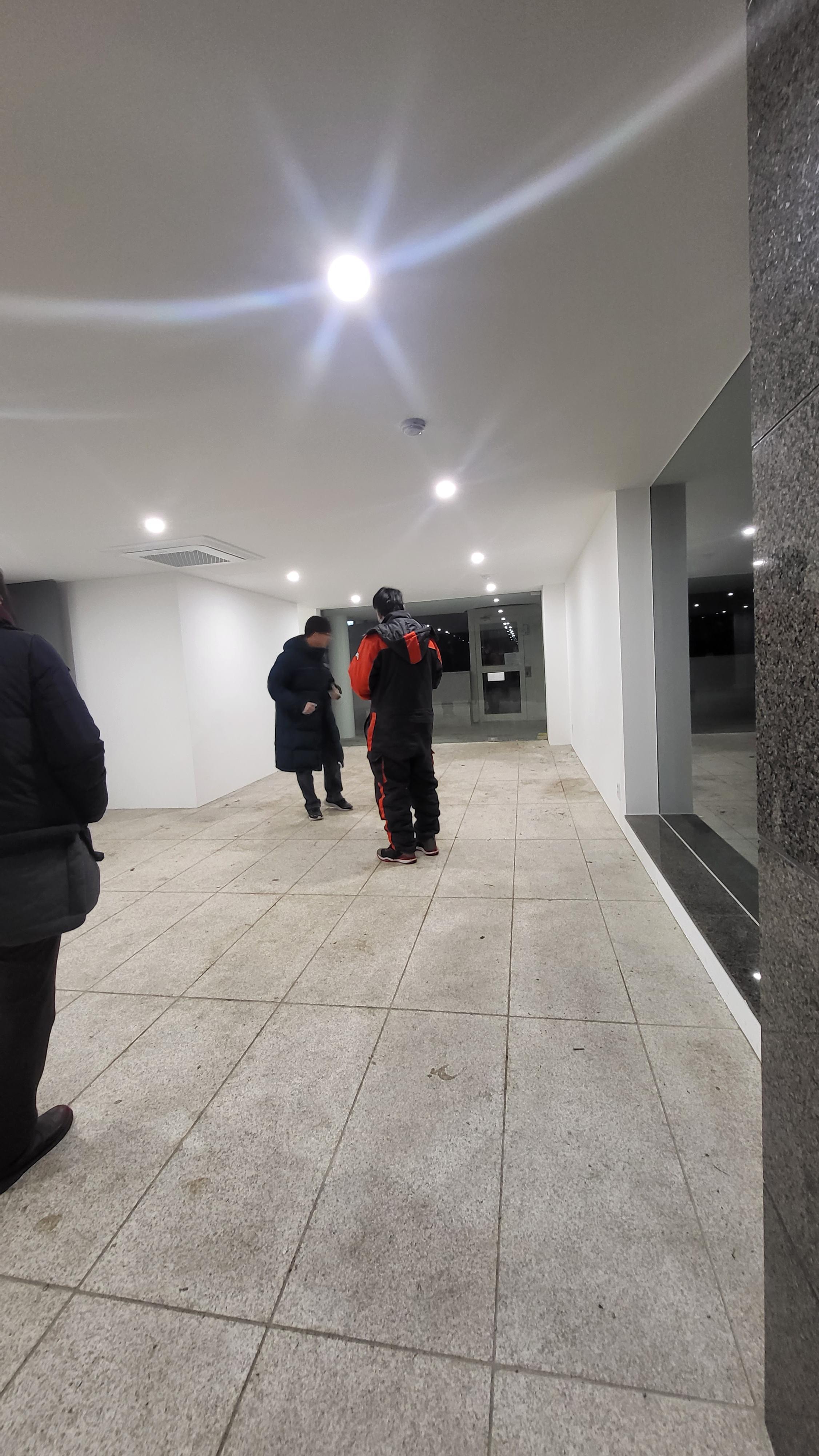 카페본주르 이미지