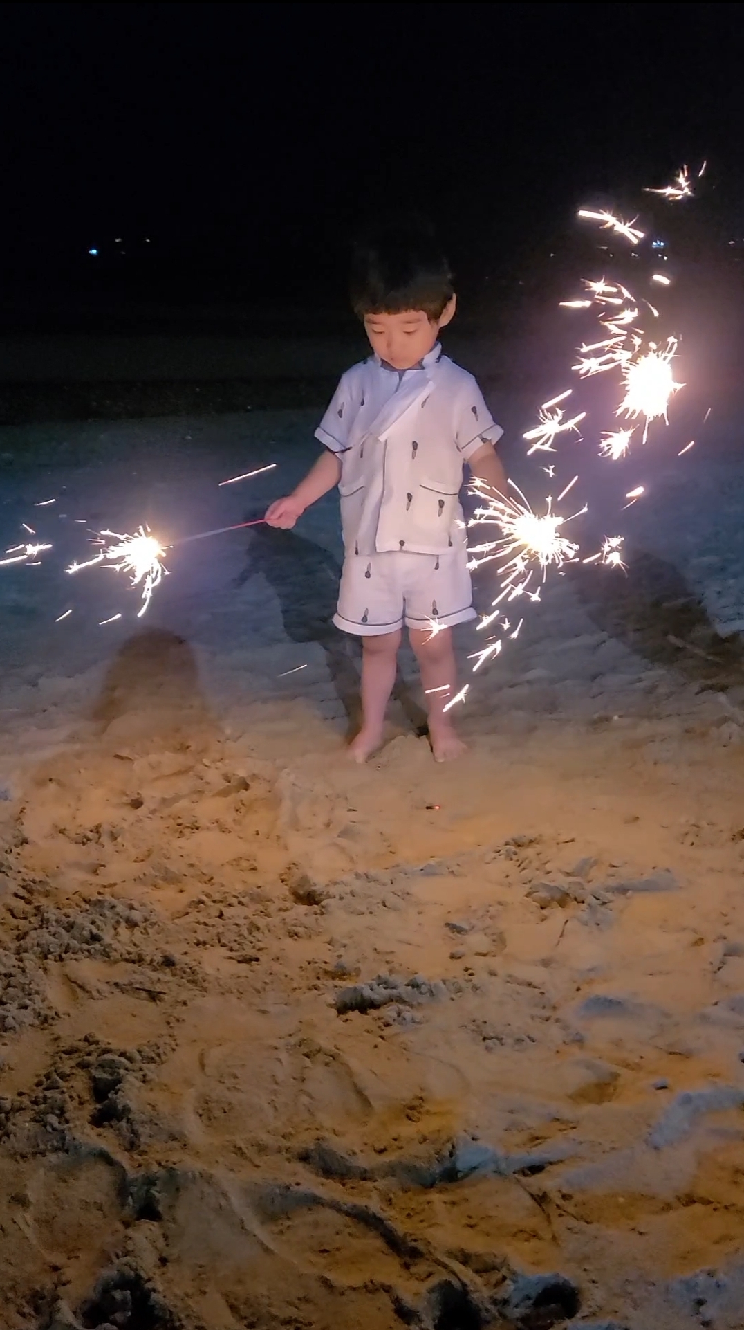 민찬 이미지