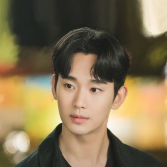 김수현 프로필,나이,키,몸무게,작품활동 - 김수현 프로필 김수현 프로필,나이,키,몸무게,작품활동 - 김수현 프로필