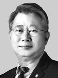  재건축 2년 실거주 철회 - 발의자가 은마소유주?