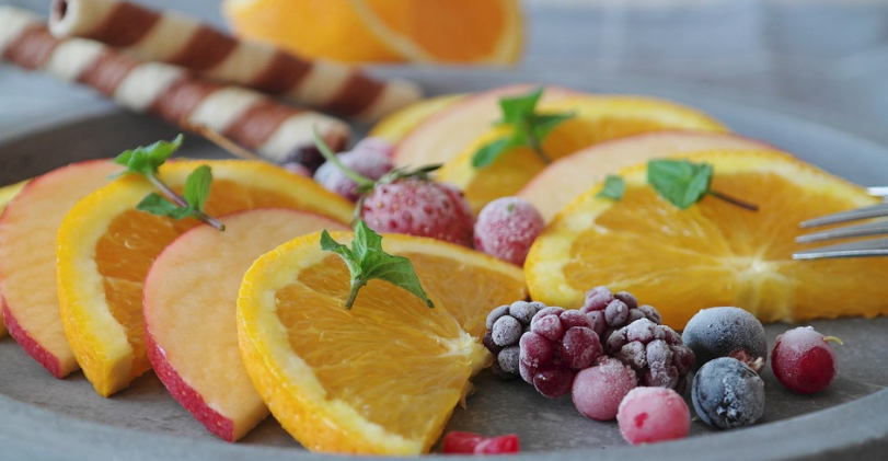 눈 건강을 위한 식품-오렌지와 자몽과 같은 감귤류 과일