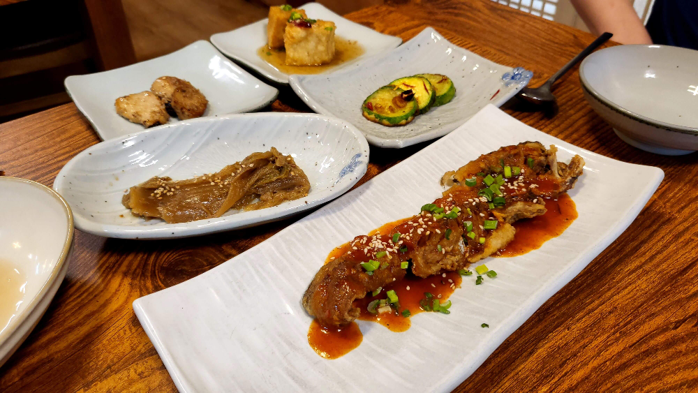 전주 떡갈비 맛집 &amp;#39;한옥집&amp;#39; 반찬