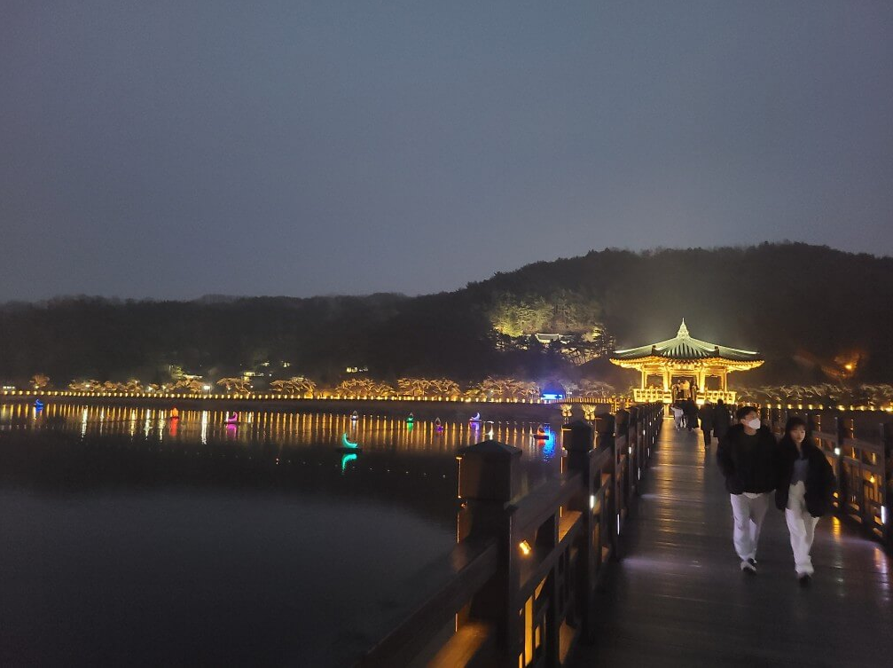 잘 조성된 산책로
