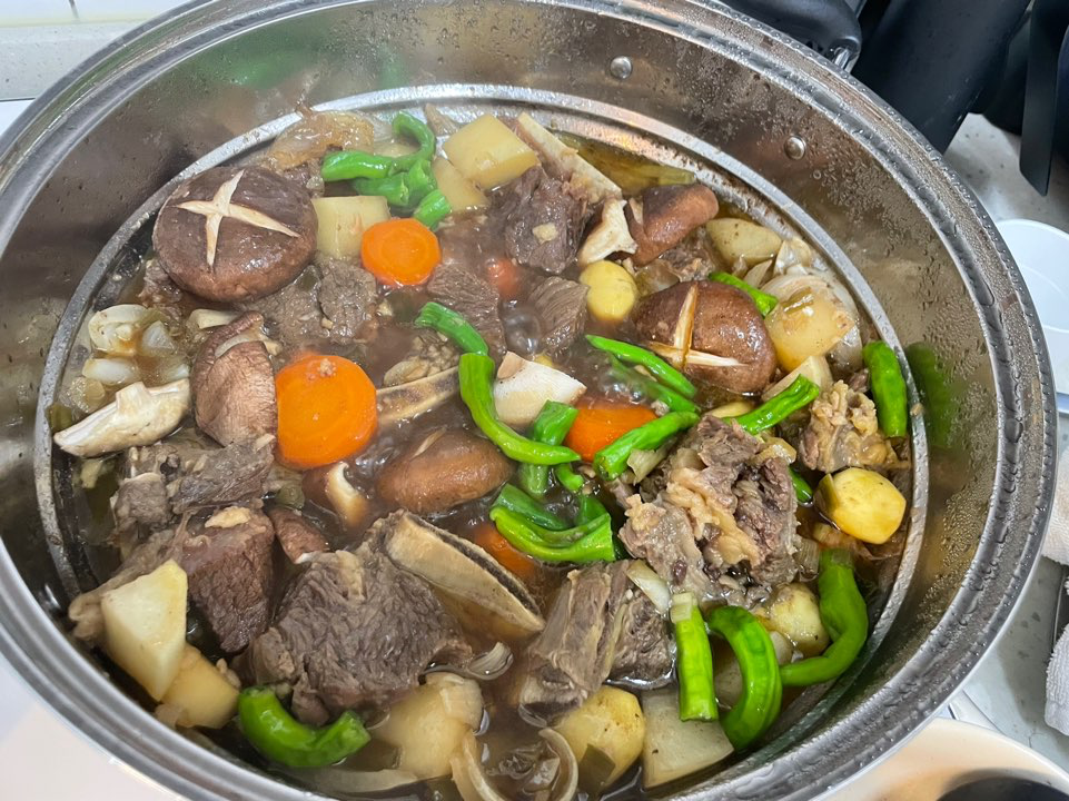 표고버섯 꽈리고추 넣기