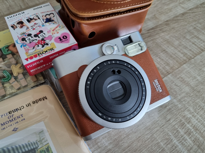  [제품 리뷰] 인스탁스 미니 (instax mini) 90 브라운 / 폴라로이드 / 아날로그 / 레트로 감성 / 즉석카메라