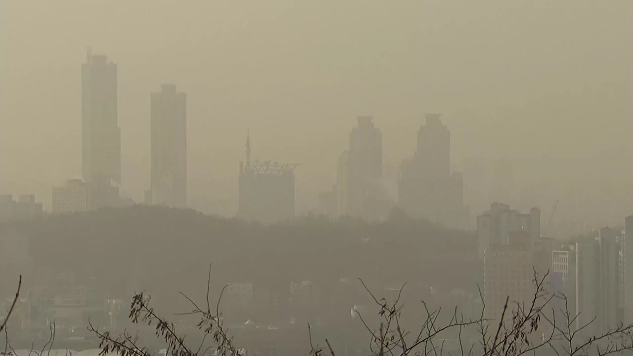  중국 최악의 황사…오늘 국내도 영향권 '비상' 중국발 황사에 미세먼지 '매우나쁨'