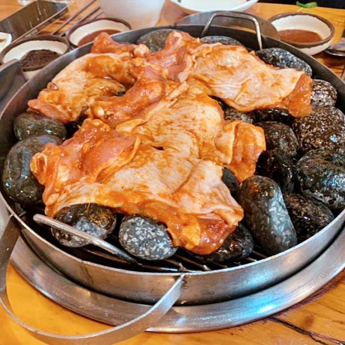 생생정보마당 가평 청평 조약돌 숯불 닭갈비 맛집