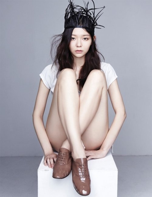 이솜 나이 프로필 본명 키 인스타 화보 몸매 출연작 과거 발 모델