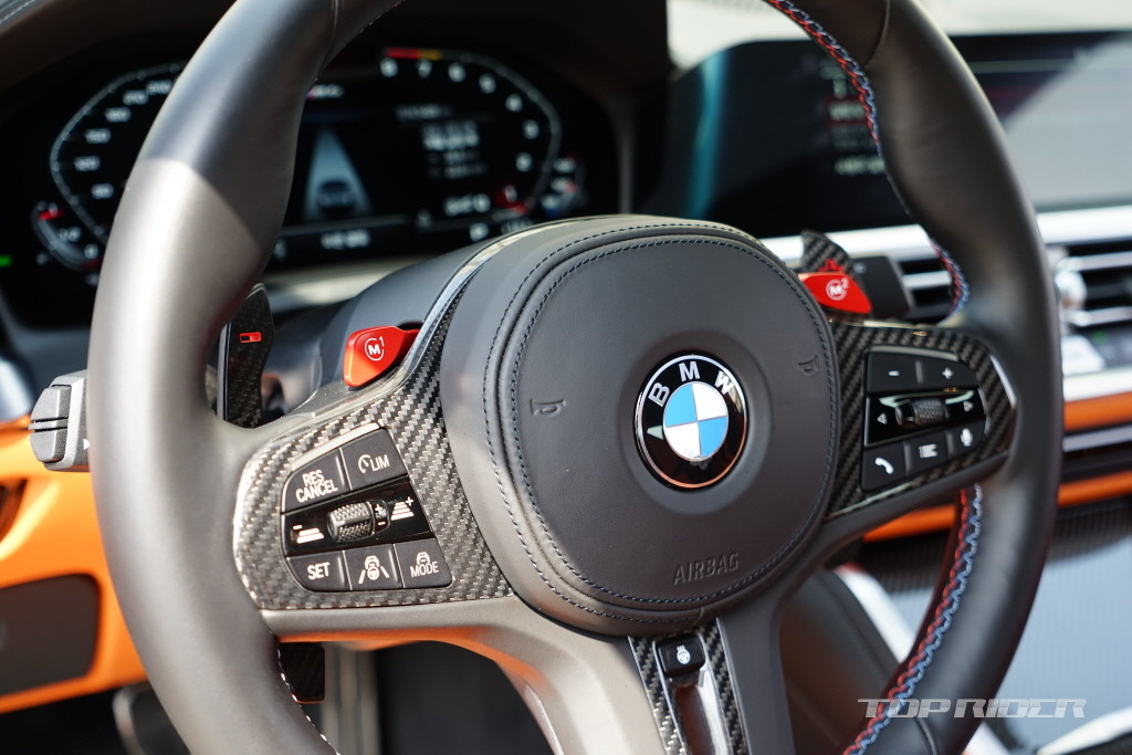 BMW M4 컨버터블 xDrive