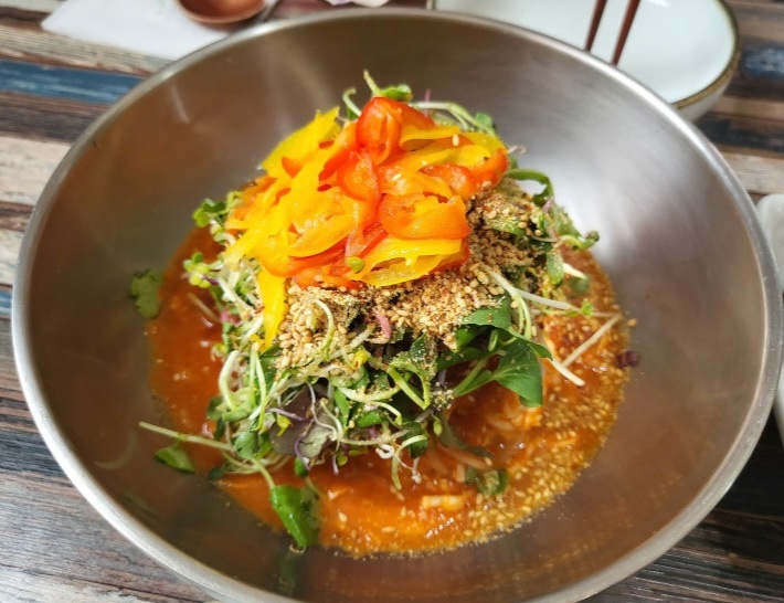 양산 가오리회비빔국수 맛집 탐방 2 신선한 가오리회와 각종 재료