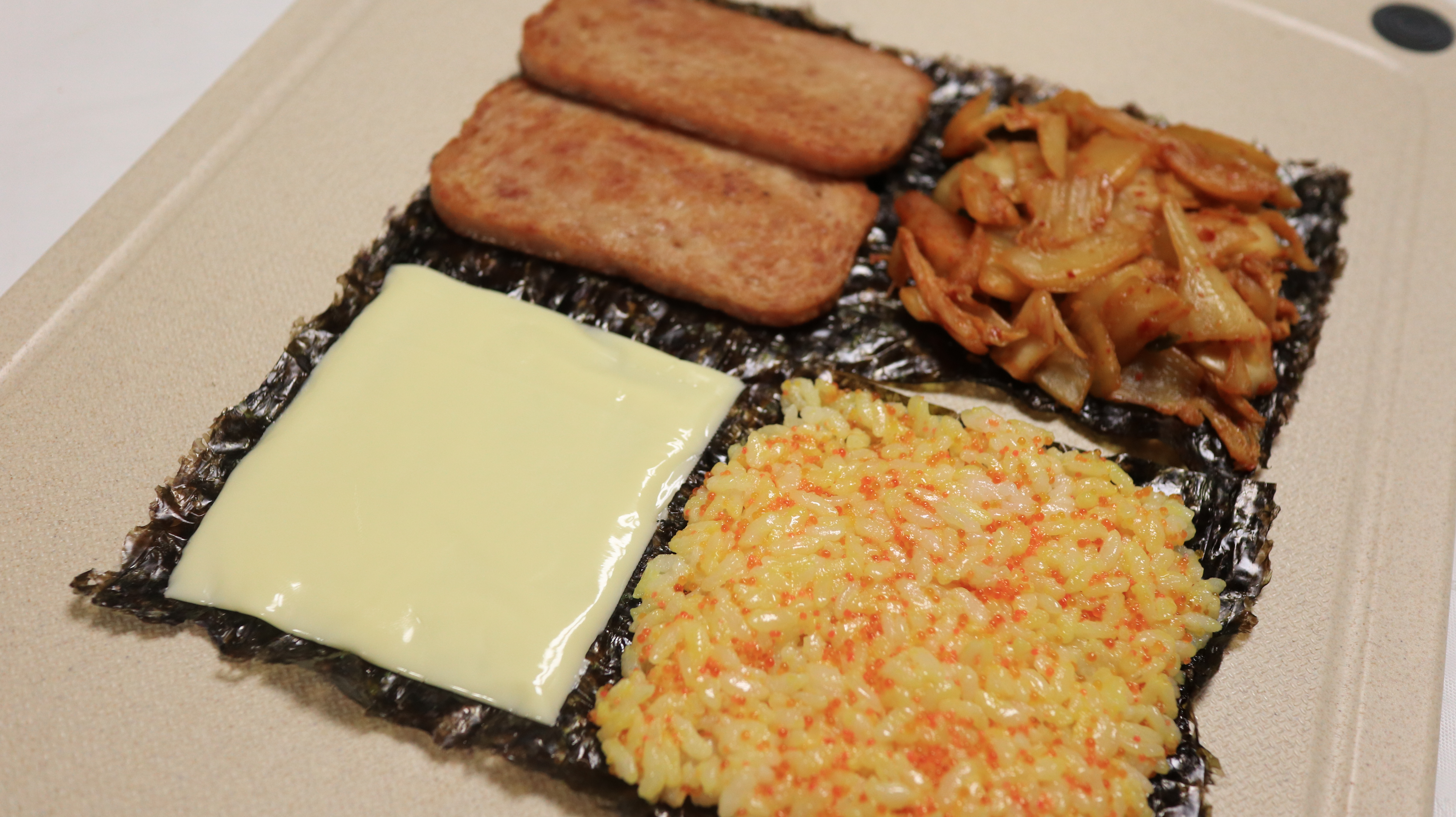  접는 김밥 만들기 - 스팸과 볶음 김치 !! 쉽고 맛있는 사각김밥