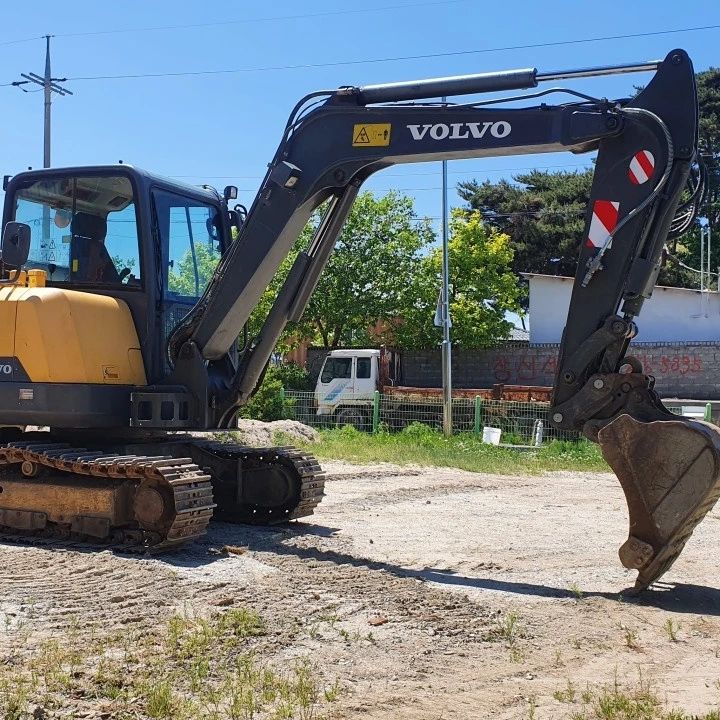  굴삭기 볼보 VOLVO EC60 모델 2015년식 5300만원 판매합니다