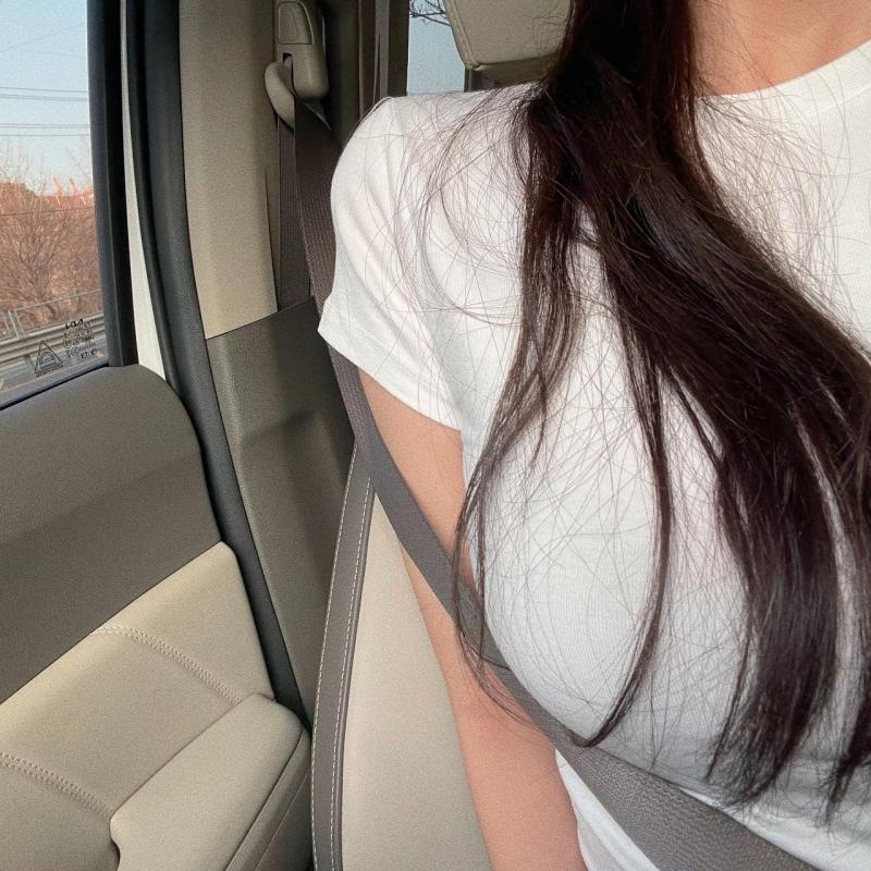 말라핏 캡소매 반팔 티셔츠