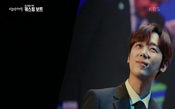 다큐 인사이트 - KBS캐스팅 보트] 제20대 대통령선거가 일주일 앞으로 다가왔다. 제20대 대통령 선거를 맞아 13대 대선부터 19대 대선까지 역대 대선을 돌아보며 선거의 결과를 가를 ‘한 표의 의미’에 대해 생각해보고자 한다._20220420_155018.002.jpg