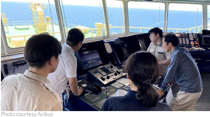 HD현대(구 현대중공업) 자회사&#44; 세계 최초 대형 상선 자율 항해 성공 VIDEO: South Korean Company Claims World’s First Autonomous Ocean Crossing by a Large Ship
