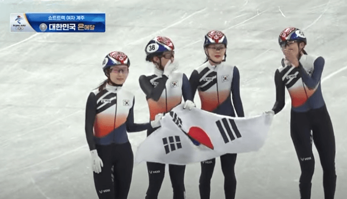  쇼트트랙 3000m 여자계주 은메달- 수잔슐팅은 괴물인가?