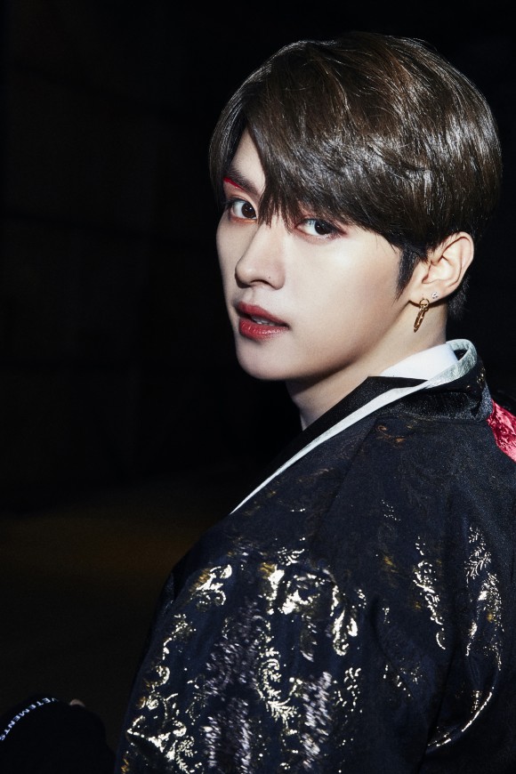 스트레이 키즈 - Back Door 리패키지인데! 초동에 뭐가... 부들부들 4