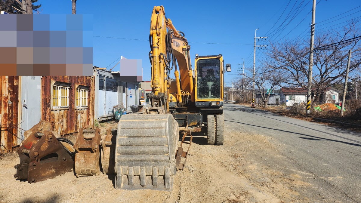  현대 R140W 2012년식 4400만원 판매합니다.