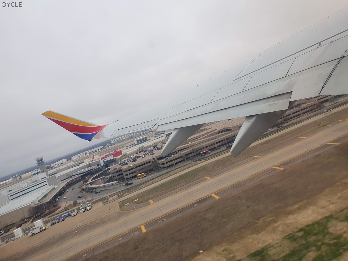  WN27 DAL-HOU 달라스/러브필드-휴스턴/호비 사우스웨스트 항공 미국 국내선 이코노미 탑승기[Dallas Lovefield to Houston W. Hobby]