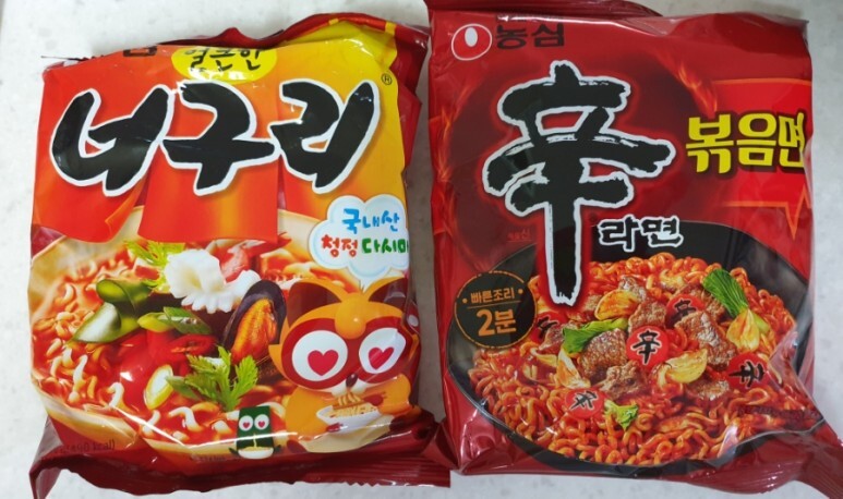  농심 인기의 신제품 신라면 볶음면