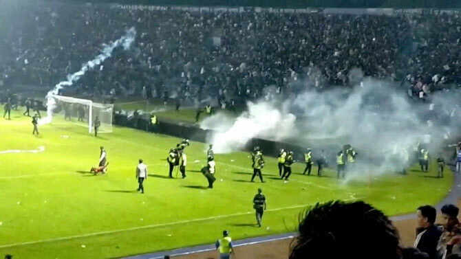 인도네시아 축구장 참사 사건 현장