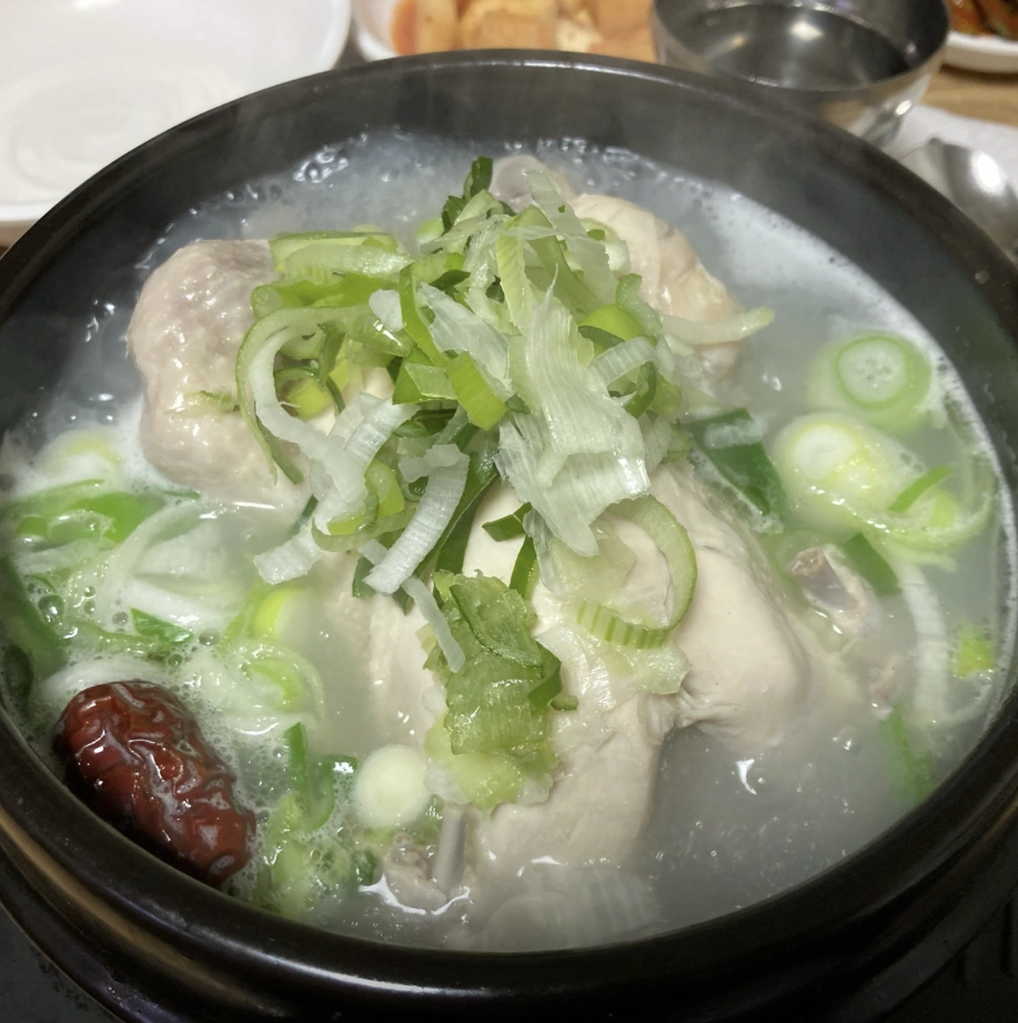 생방송투데이 외국인의 밥상 &ndash; 닭볶음탕 한 상 맛집 용산 맛집 정보