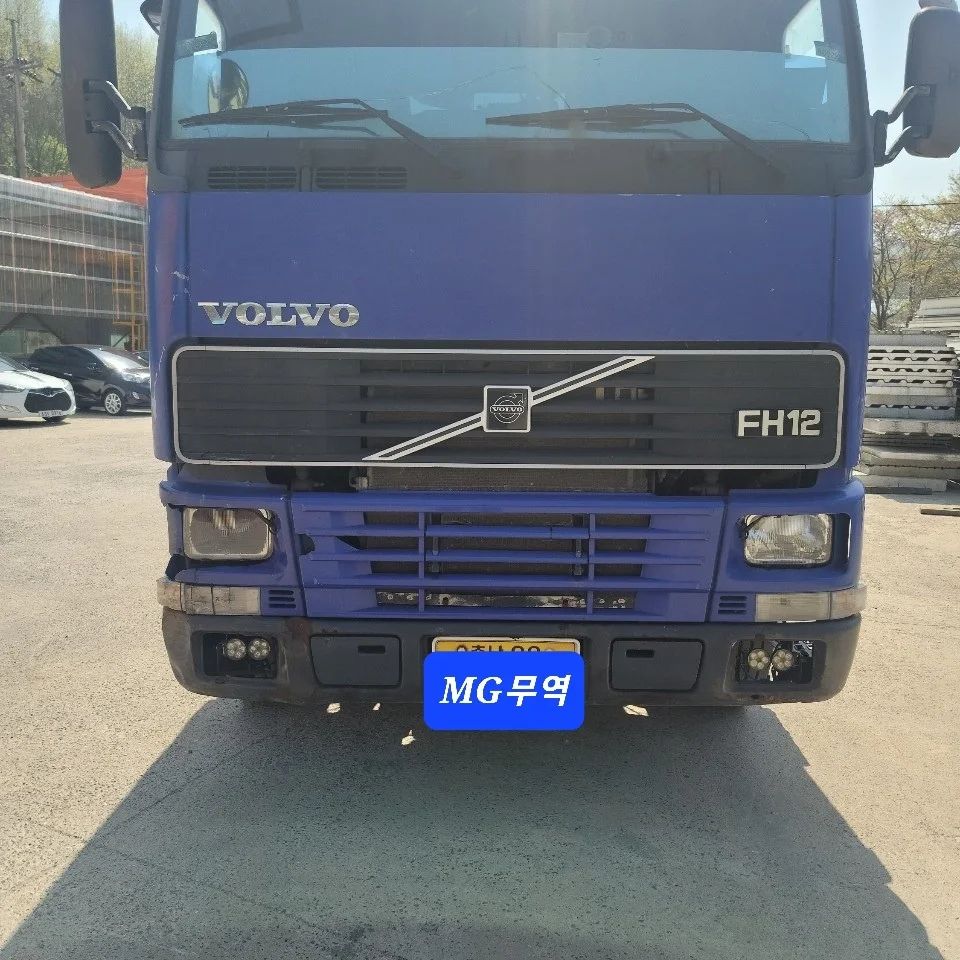 볼보 VOLVO FH12 6×2모델 2003년식 1500만원 판매합니다
