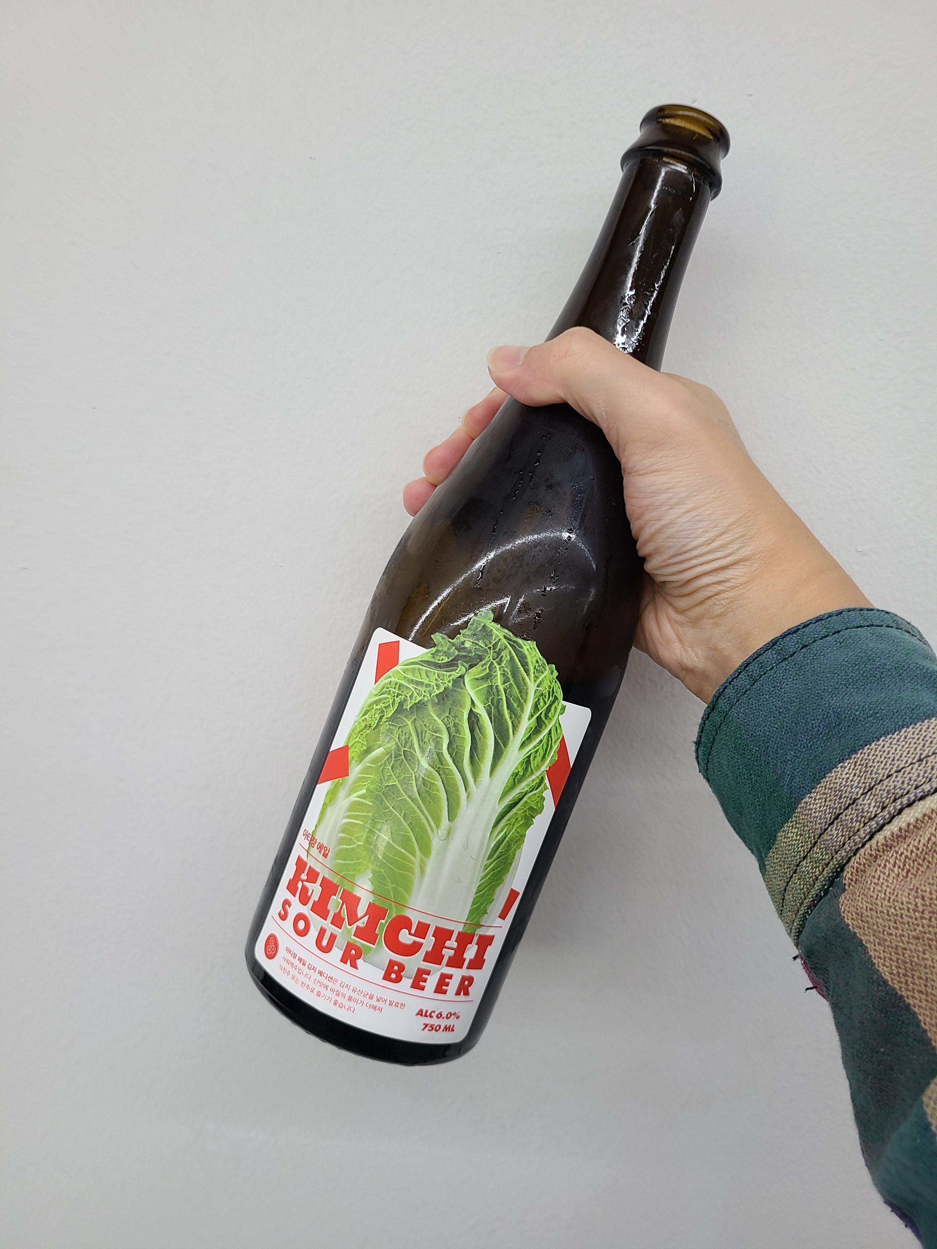  이름처럼 충격적인 맛의 김치 맥주 - 제주맥주xCJ제일제당 비비고 (파는 곳)