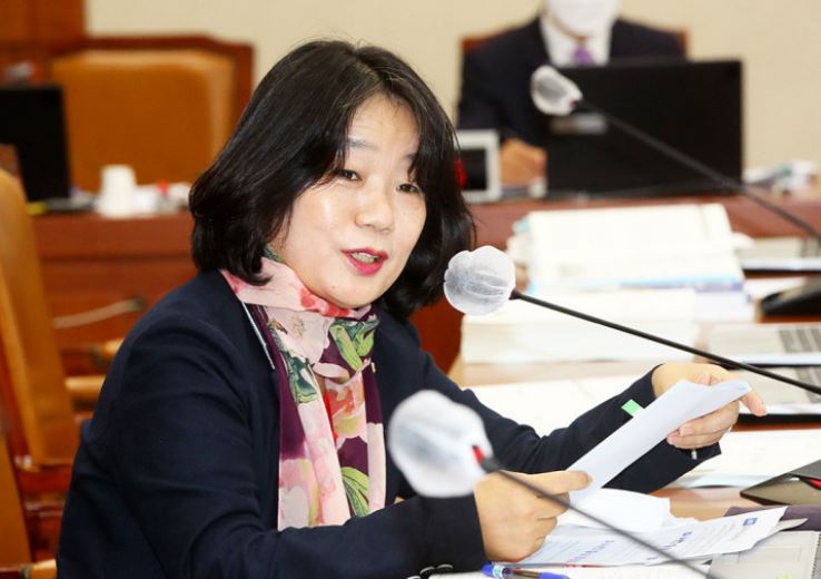 윤미향 담당판사 사망