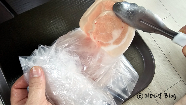 부광한우촌 냉동삼겹살 포장