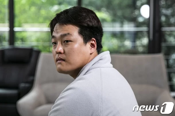  권도형, '두바이 도피' 시도하다 몬테네그로 공항서 검거…위조 여권에 덜미