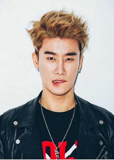 산이 결혼 예비신부