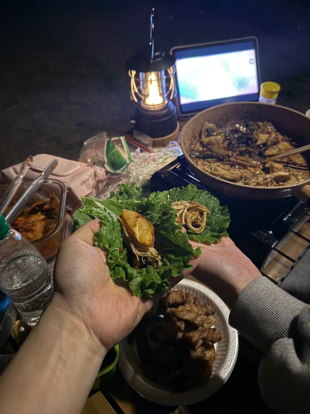 캠핑 고기 바닷가 
