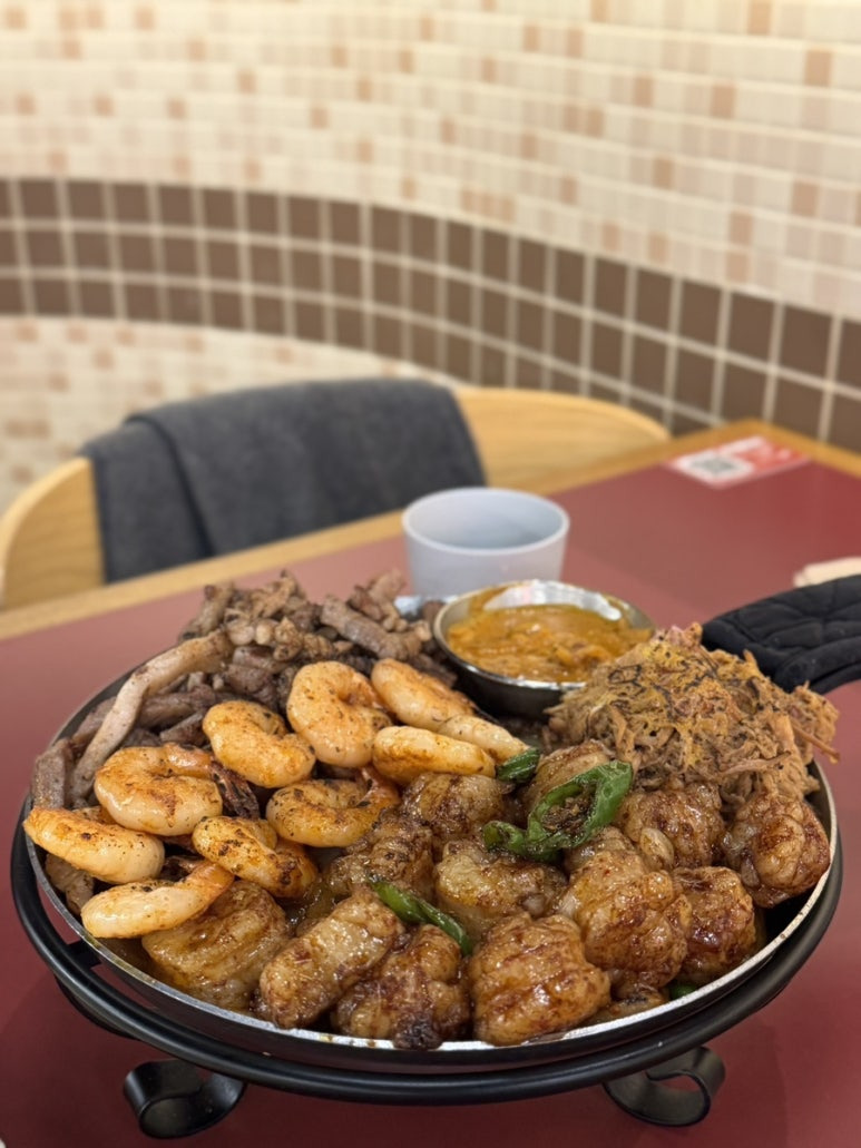 한우대창파히타