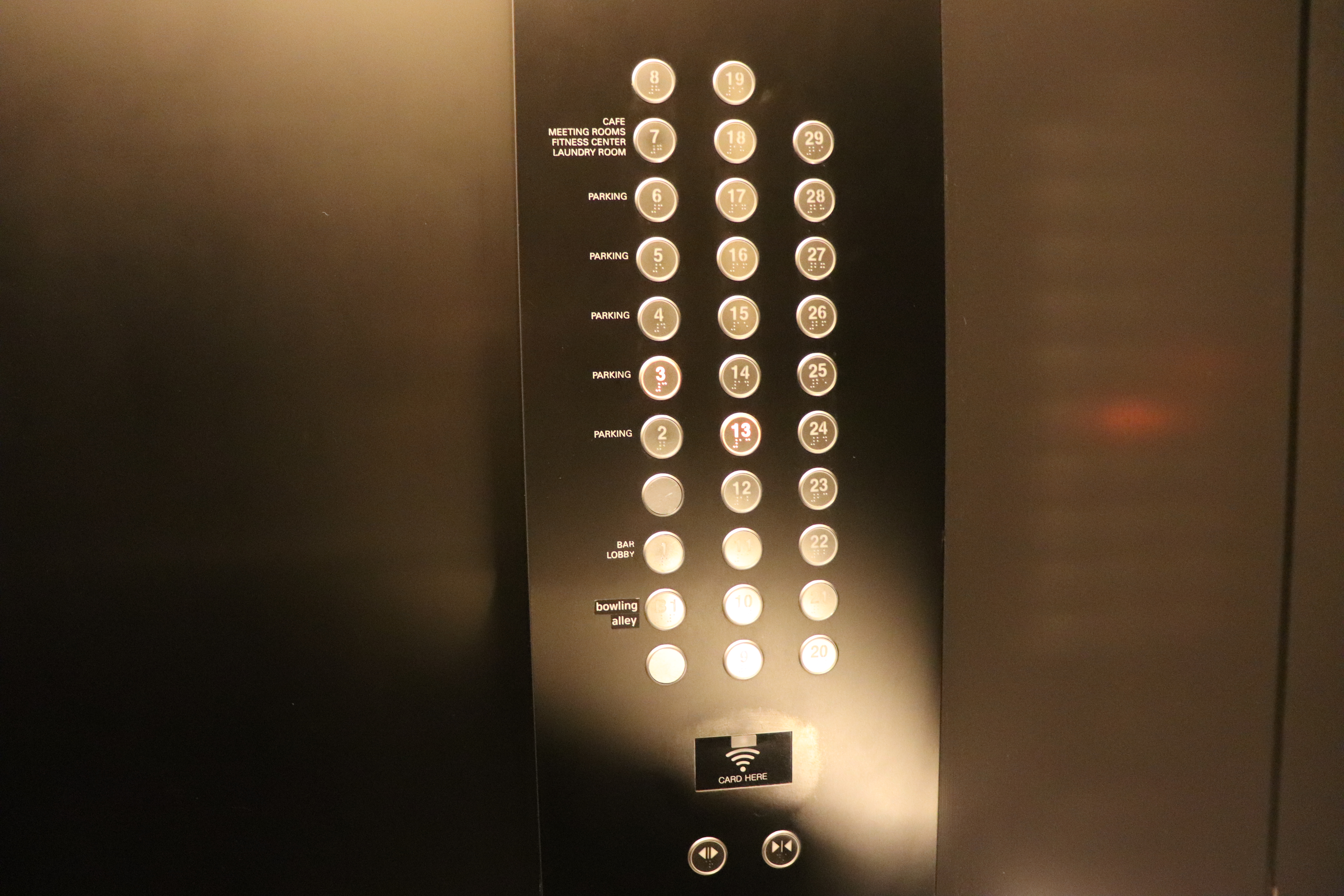동탄 신라스테이 엘리베이터 버튼