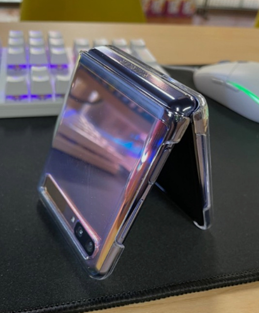 발매일 중급형 폴더블 핸드폰 삼성 갤럭시 Z 플립 3 8